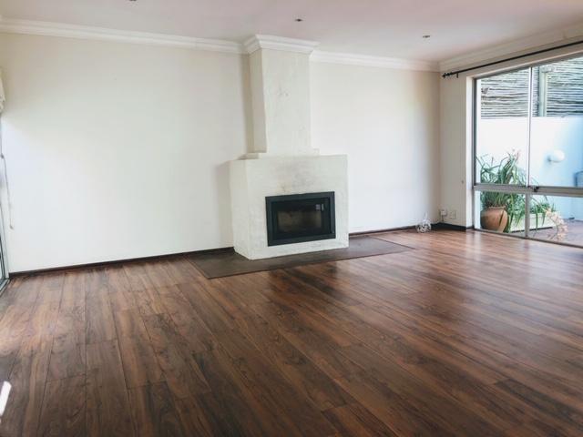 To Let 4 Bedroom Property for Rent in Hout Bay Western Cape